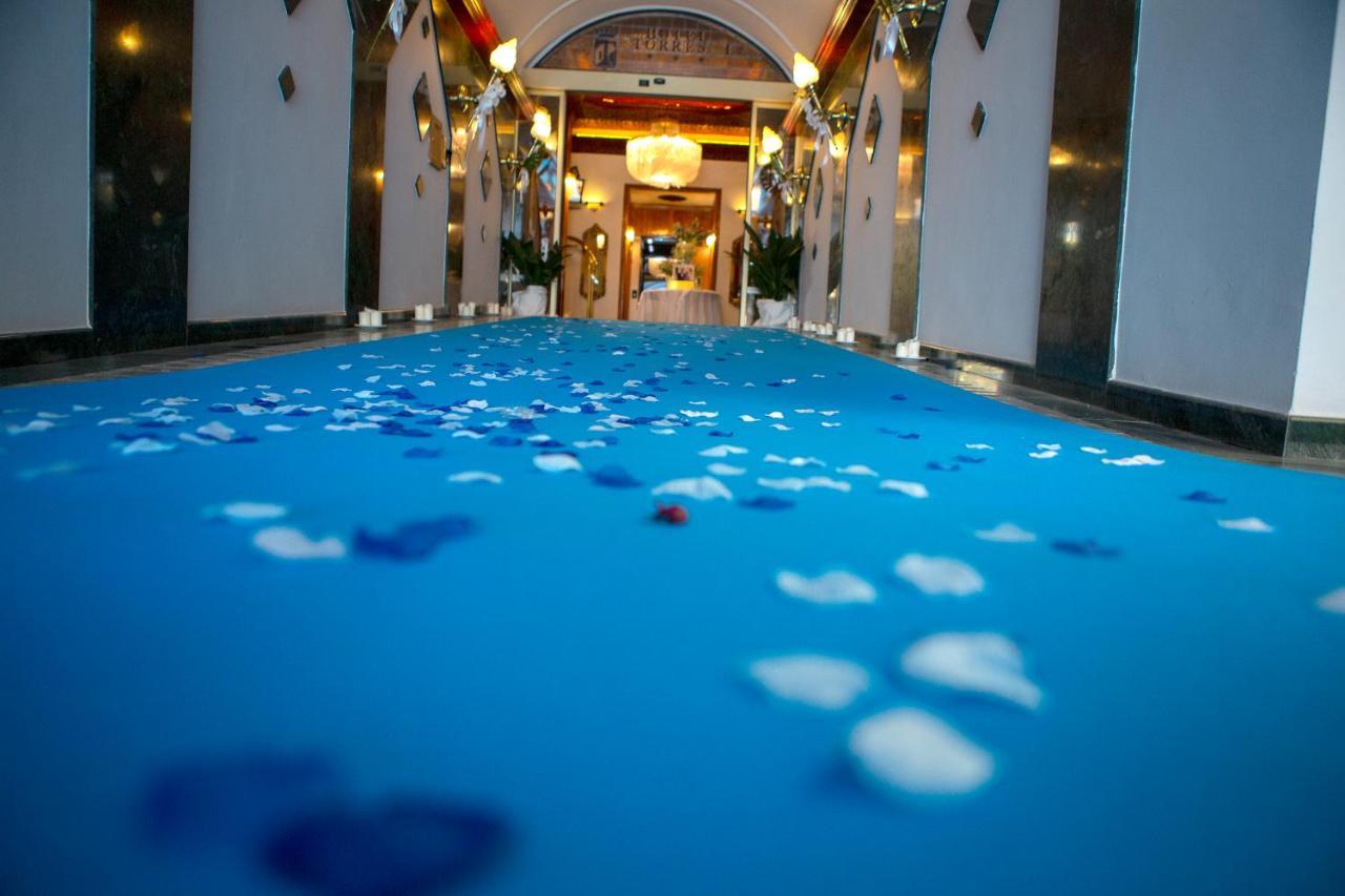 Hotel Torres I Villanueva Del Arzobispo Bagian luar foto