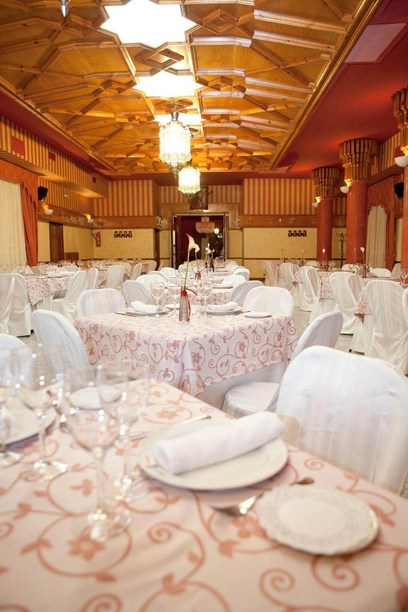 Hotel Torres I Villanueva Del Arzobispo Bagian luar foto